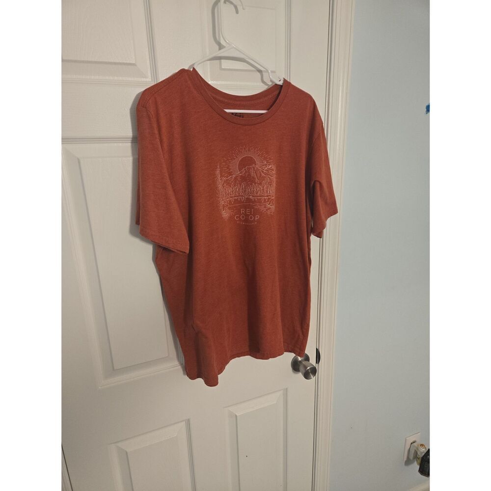 Tshirt rei mens size xl
